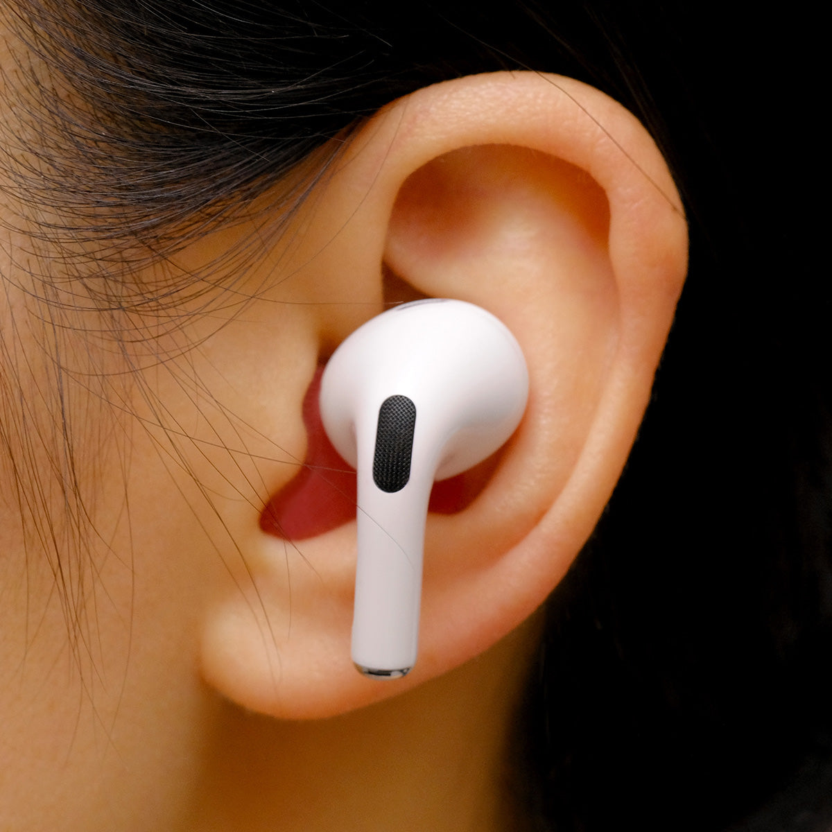 Apple Airpods How To Get Earphones To Stay In Ear Apple Earphones